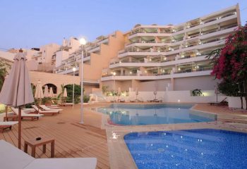 Hotel Macaris Suites and Spa