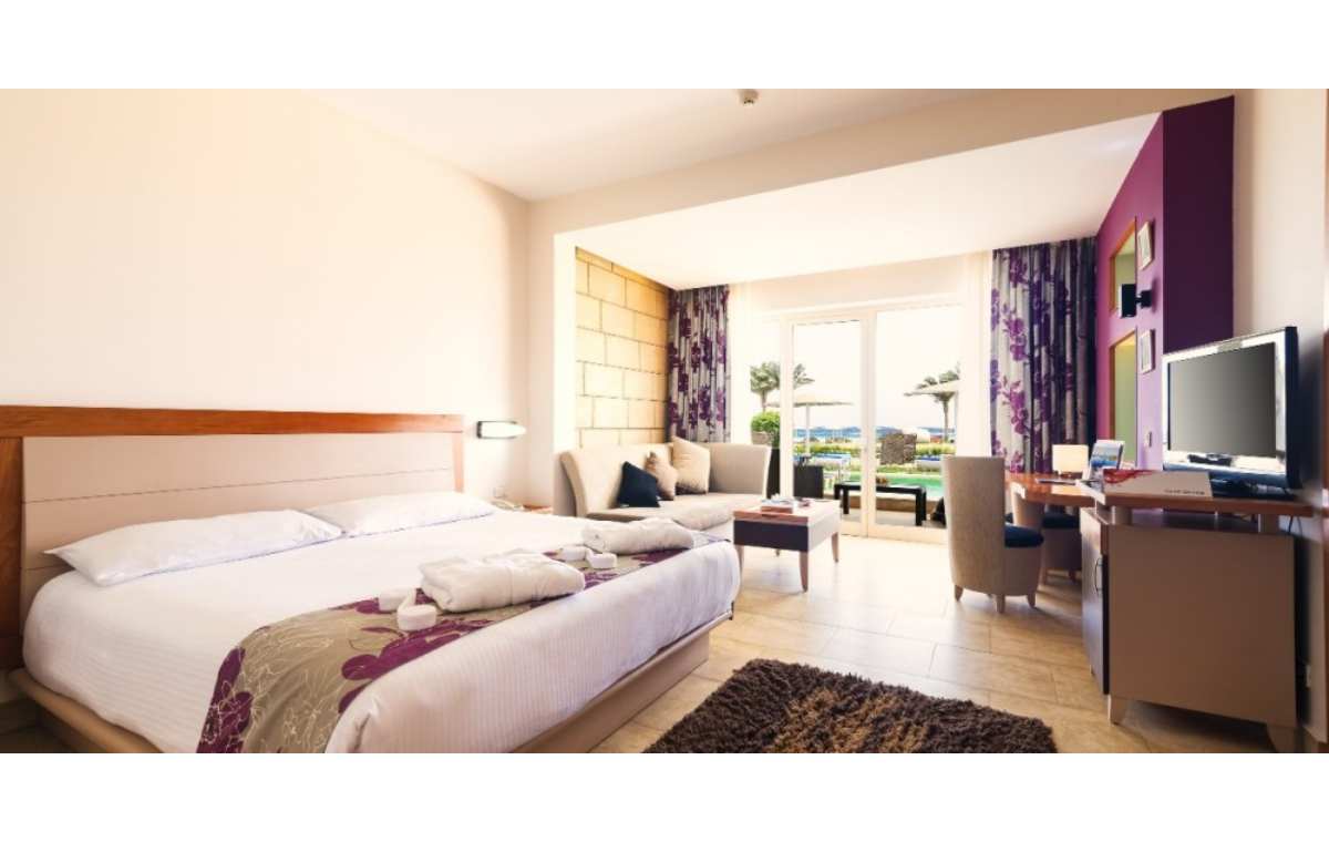 Hotel Barcelo Tiran & Resort