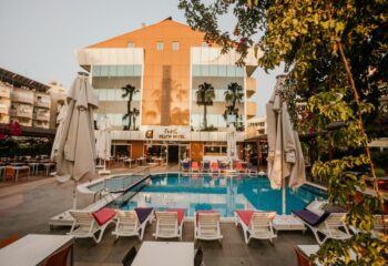 Fame Beach Hotel