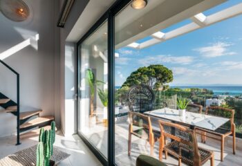 Cocooning Suites by Blue Carpet